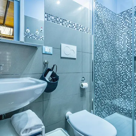 Rossana Urban Style Loft Close To Termini Station Apartment *